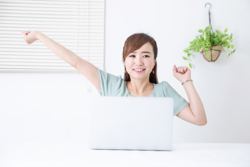 運動不足解消！オフィスでできるグッズ不要の簡単おすすめエクササイズ