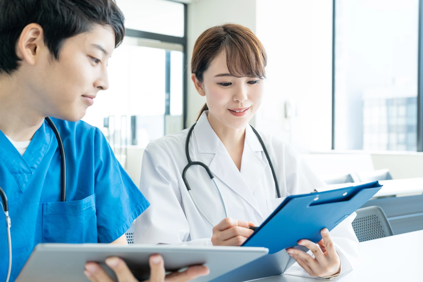 巡回健診とは？受診率は上がる？施設健診との違いやメリット、デメリットを解説